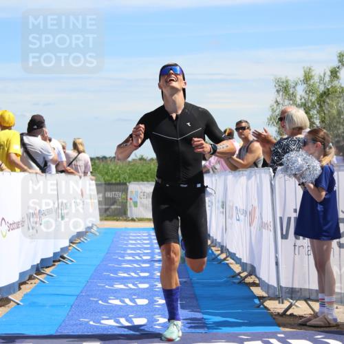 21.06.2026 - Viking Triathlon Markus Tischler http://msf.ph/oto/9845065 21.06.2026 14:24:01 Ziel 446 meine-sportfotos.de