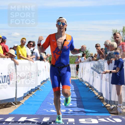 21.06.2026 - Viking Triathlon Markus Tischler http://msf.ph/oto/9845101 21.06.2026 14:26:46 Ziel 200 meine-sportfotos.de