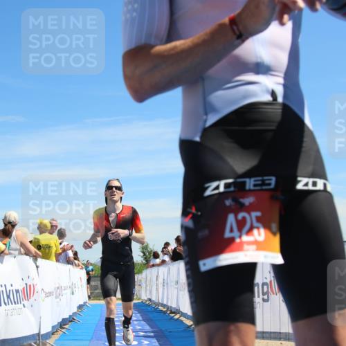 21.06.2026 - Viking Triathlon Markus Tischler http://msf.ph/oto/9845206 21.06.2026 14:30:49 Ziel 425, 467 meine-sportfotos.de