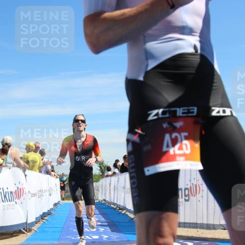 21.06.2026 - Viking Triathlon Markus Tischler http://msf.ph/oto/9845207 21.06.2026 14:30:49 Ziel 425, 467 meine-sportfotos.de