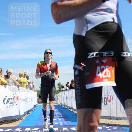21.06.2026 - Viking Triathlon Markus Tischler http://msf.ph/oto/9845209 21.06.2026 14:30:49 Ziel 425, 467 meine-sportfotos.de