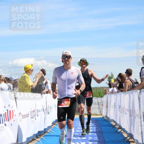 21.06.2026 - Viking Triathlon Markus Tischler http://msf.ph/oto/9845328 21.06.2026 14:37:43 Ziel 47, 426, 449 meine-sportfotos.de
