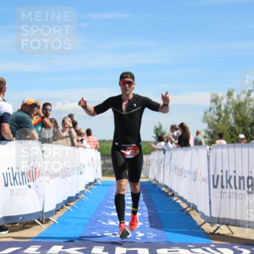 21.06.2026 - Viking Triathlon Markus Tischler http://msf.ph/oto/9845453 21.06.2026 14:40:48 Ziel 302, 394 meine-sportfotos.de