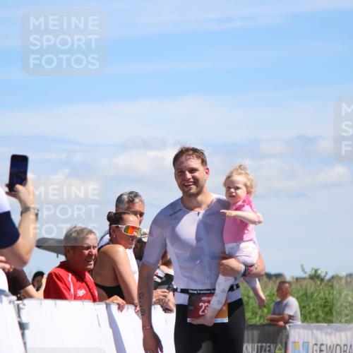 21.06.2026 - Viking Triathlon Markus Tischler http://msf.ph/oto/9845509 21.06.2026 14:42:16 Ziel 239 meine-sportfotos.de