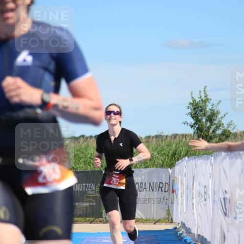 21.06.2026 - Viking Triathlon Markus Tischler http://msf.ph/oto/9845920 21.06.2026 16:09:30 Ziel 203, 207 meine-sportfotos.de