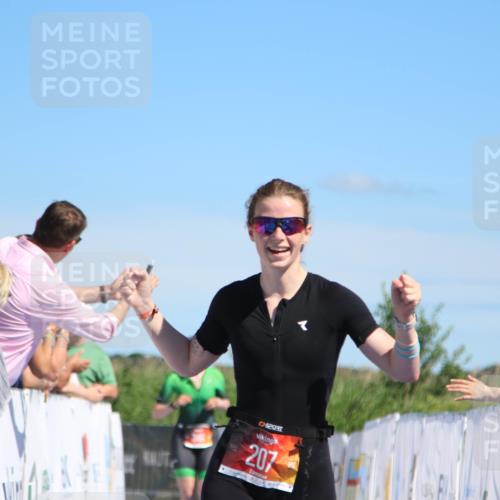 21.06.2026 - Viking Triathlon Markus Tischler http://msf.ph/oto/9845924 21.06.2026 16:09:32 Ziel 203, 207 meine-sportfotos.de