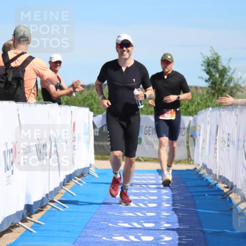 21.06.2026 - Viking Triathlon Markus Tischler http://msf.ph/oto/9846004 21.06.2026 16:12:30 Ziel 345, 512 meine-sportfotos.de