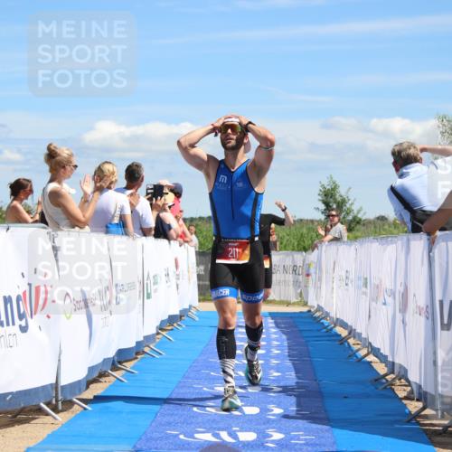 21.06.2026 - Viking Triathlon Markus Tischler http://msf.ph/oto/9846053 21.06.2026 14:53:15 Ziel 211, 438 meine-sportfotos.de