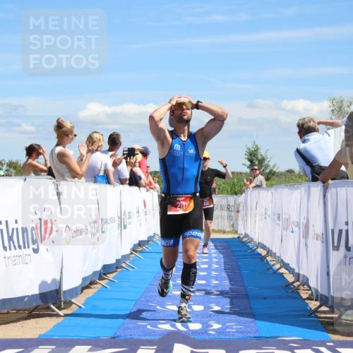 21.06.2026 - Viking Triathlon Markus Tischler http://msf.ph/oto/9846057 21.06.2026 14:53:15 Ziel 211, 438 meine-sportfotos.de
