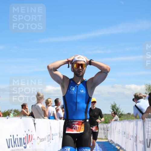 21.06.2026 - Viking Triathlon Markus Tischler http://msf.ph/oto/9846065 21.06.2026 14:53:17 Ziel 211, 438 meine-sportfotos.de