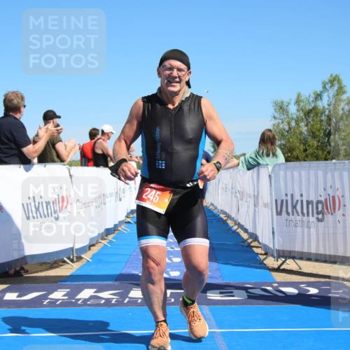 21.06.2026 - Viking Triathlon Markus Tischler http://msf.ph/oto/9846370 21.06.2026 16:24:51 Ziel 245, 283, 433 meine-sportfotos.de