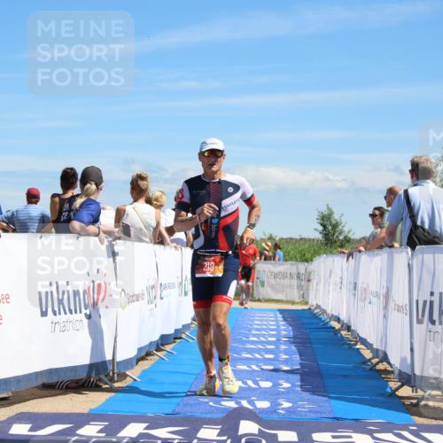 21.06.2026 - Viking Triathlon Markus Tischler http://msf.ph/oto/9846495 21.06.2026 14:59:19 Ziel 102, 219 meine-sportfotos.de
