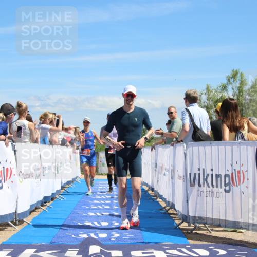21.06.2026 - Viking Triathlon Markus Tischler http://msf.ph/oto/9846555 21.06.2026 15:00:06 Ziel 162, 403, 459, 546, 553 meine-sportfotos.de