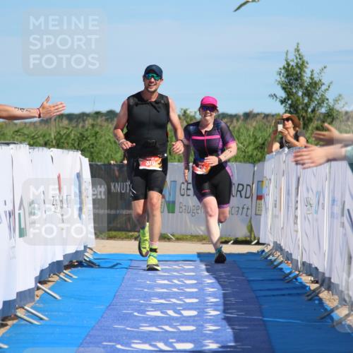 21.06.2026 - Viking Triathlon Markus Tischler http://msf.ph/oto/9846556 21.06.2026 16:33:09 Ziel 370, 424 meine-sportfotos.de