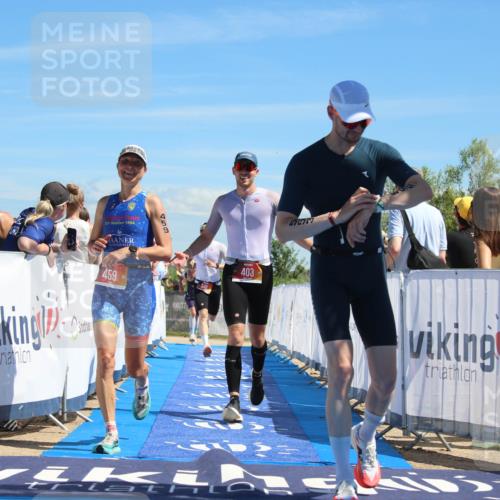 21.06.2026 - Viking Triathlon Markus Tischler http://msf.ph/oto/9846559 21.06.2026 15:00:09 Ziel 351, 403, 459, 546, 553 meine-sportfotos.de