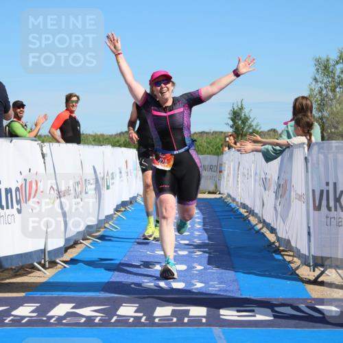 21.06.2026 - Viking Triathlon Markus Tischler http://msf.ph/oto/9846576 21.06.2026 16:33:12 Ziel 370, 424 meine-sportfotos.de