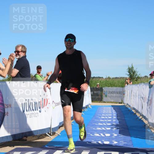 21.06.2026 - Viking Triathlon Markus Tischler http://msf.ph/oto/9846586 21.06.2026 16:33:14 Ziel 370, 424 meine-sportfotos.de