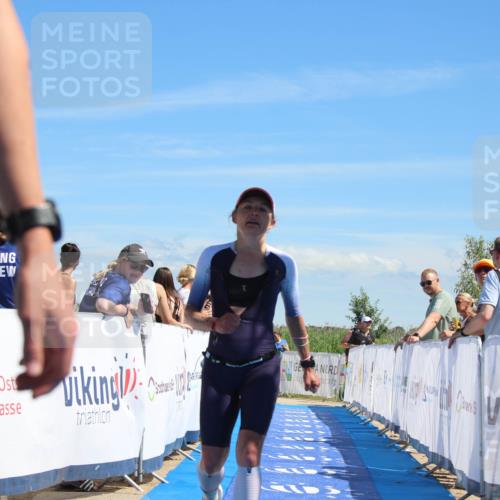 21.06.2026 - Viking Triathlon Markus Tischler http://msf.ph/oto/9846591 21.06.2026 15:00:14 Ziel 351, 403, 459, 546, 553 meine-sportfotos.de