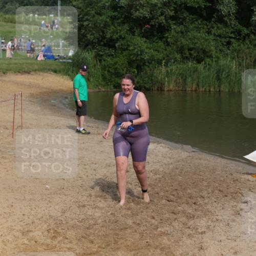 21.06.2026 - 29. Vierlanden-Triathlon Andreas Tolksdorf http://msf.ph/oto/9846727 21.06.2026 09:14:32 Schwimmen 296 meine-sportfotos.de