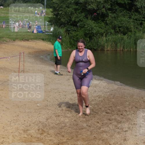 21.06.2026 - 29. Vierlanden-Triathlon Andreas Tolksdorf http://msf.ph/oto/9846742 21.06.2026 09:14:32 Schwimmen 296 meine-sportfotos.de