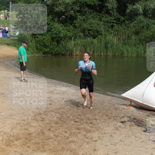 21.06.2026 - 29. Vierlanden-Triathlon Andreas Tolksdorf http://msf.ph/oto/9846912 21.06.2026 09:15:23 Schwimmen 260 meine-sportfotos.de