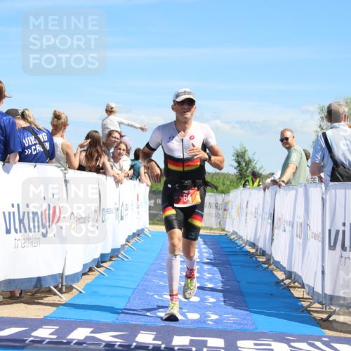 21.06.2026 - Viking Triathlon Markus Tischler http://msf.ph/oto/9846915 21.06.2026 15:04:50 Ziel 64, 87 meine-sportfotos.de