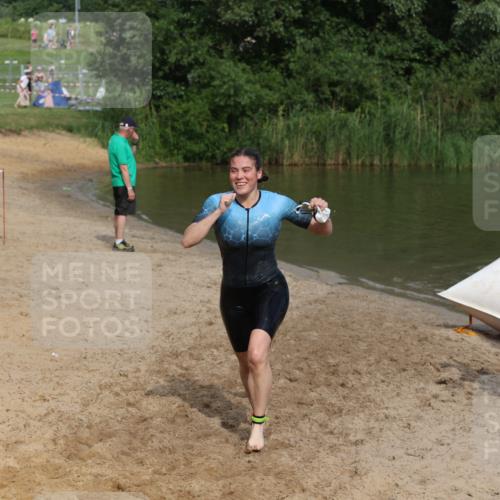 21.06.2026 - 29. Vierlanden-Triathlon Andreas Tolksdorf http://msf.ph/oto/9846970 21.06.2026 09:15:24 Schwimmen 260 meine-sportfotos.de