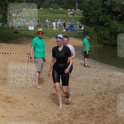 21.06.2026 - 29. Vierlanden-Triathlon Andreas Tolksdorf http://msf.ph/oto/9846973 21.06.2026 09:16:21 Schwimmen 236, 243, 277 meine-sportfotos.de