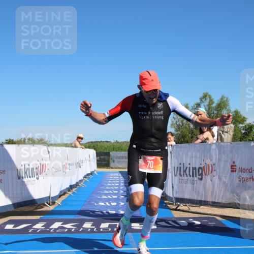 21.06.2026 - Viking Triathlon Markus Tischler http://msf.ph/oto/9846978 21.06.2026 16:40:05 Ziel 70 meine-sportfotos.de