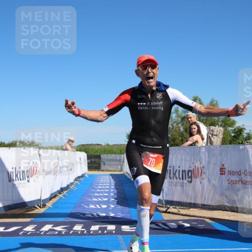 21.06.2026 - Viking Triathlon Markus Tischler http://msf.ph/oto/9846980 21.06.2026 16:40:05 Ziel 70 meine-sportfotos.de