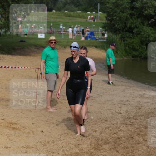 21.06.2026 - 29. Vierlanden-Triathlon Andreas Tolksdorf http://msf.ph/oto/9846981 21.06.2026 09:16:21 Schwimmen 236, 243, 277 meine-sportfotos.de