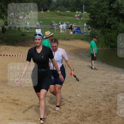 21.06.2026 - 29. Vierlanden-Triathlon Andreas Tolksdorf http://msf.ph/oto/9847004 21.06.2026 09:16:22 Schwimmen 236, 243, 277 meine-sportfotos.de