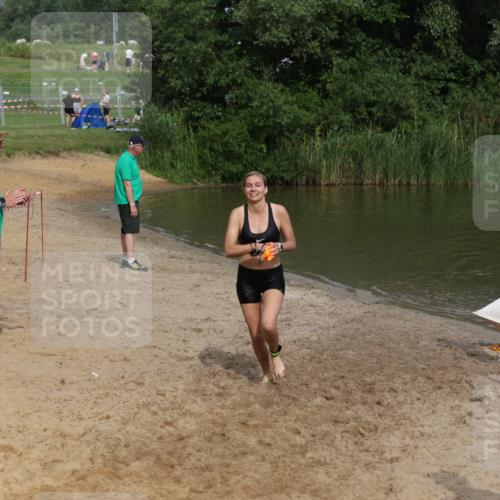 21.06.2026 - 29. Vierlanden-Triathlon Andreas Tolksdorf http://msf.ph/oto/9847058 21.06.2026 09:17:15 Schwimmen 249 meine-sportfotos.de