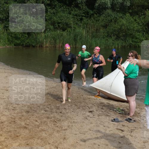 21.06.2026 - 29. Vierlanden-Triathlon Andreas Tolksdorf http://msf.ph/oto/9847114 21.06.2026 09:18:04 Schwimmen 232, 245, 259, 281 meine-sportfotos.de