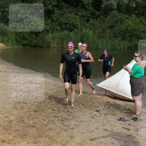 21.06.2026 - 29. Vierlanden-Triathlon Andreas Tolksdorf http://msf.ph/oto/9847184 21.06.2026 09:18:04 Schwimmen 232, 245, 259, 281 meine-sportfotos.de