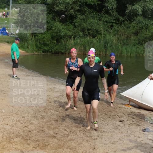 21.06.2026 - 29. Vierlanden-Triathlon Andreas Tolksdorf http://msf.ph/oto/9847194 21.06.2026 09:18:06 Schwimmen 232, 245, 259, 276, 281 meine-sportfotos.de