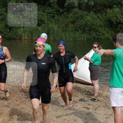 21.06.2026 - 29. Vierlanden-Triathlon Andreas Tolksdorf http://msf.ph/oto/9847252 21.06.2026 09:18:07 Schwimmen 232, 245, 259, 276, 281 meine-sportfotos.de