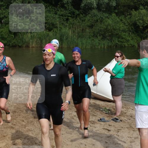 21.06.2026 - 29. Vierlanden-Triathlon Andreas Tolksdorf http://msf.ph/oto/9847258 21.06.2026 09:18:08 Schwimmen 232, 245, 259, 276, 281 meine-sportfotos.de