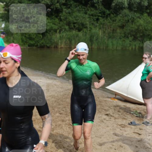 21.06.2026 - 29. Vierlanden-Triathlon Andreas Tolksdorf http://msf.ph/oto/9847276 21.06.2026 09:18:09 Schwimmen 232, 245, 259, 276, 281 meine-sportfotos.de