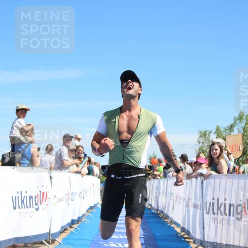 21.06.2026 - Viking Triathlon Markus Tischler http://msf.ph/oto/9847399 21.06.2026 15:11:11 Ziel 369 meine-sportfotos.de