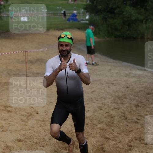 21.06.2026 - 29. Vierlanden-Triathlon Andreas Tolksdorf http://msf.ph/oto/9847640 21.06.2026 09:21:33 Schwimmen 6 meine-sportfotos.de