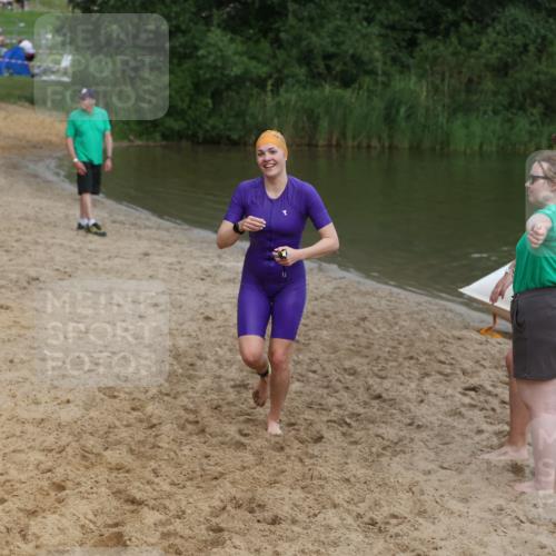 21.06.2026 - 29. Vierlanden-Triathlon Andreas Tolksdorf http://msf.ph/oto/9847770 21.06.2026 09:23:30 Schwimmen 270 meine-sportfotos.de