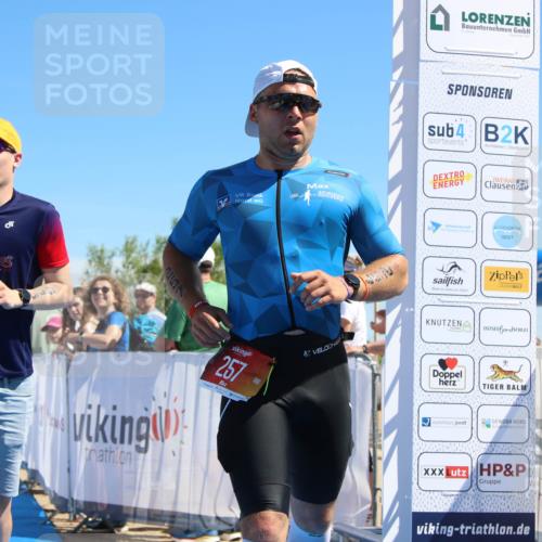 21.06.2026 - Viking Triathlon Markus Tischler http://msf.ph/oto/9847872 21.06.2026 15:15:18 Ziel 257, 355, 615 meine-sportfotos.de