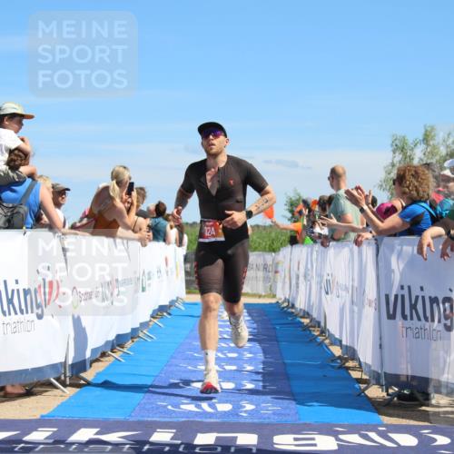 21.06.2026 - Viking Triathlon Markus Tischler http://msf.ph/oto/9847905 21.06.2026 15:16:17 Ziel 36, 324, 354, 389 meine-sportfotos.de