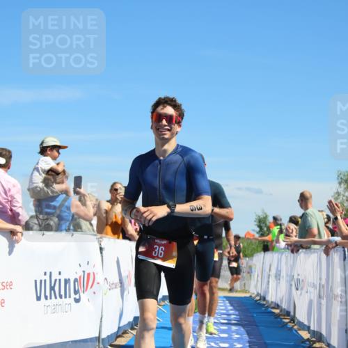 21.06.2026 - Viking Triathlon Markus Tischler http://msf.ph/oto/9847932 21.06.2026 15:16:23 Ziel 36, 188, 324, 354, 389 meine-sportfotos.de