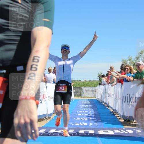 21.06.2026 - Viking Triathlon Markus Tischler http://msf.ph/oto/9848163 21.06.2026 15:19:54 Ziel 234, 662 meine-sportfotos.de