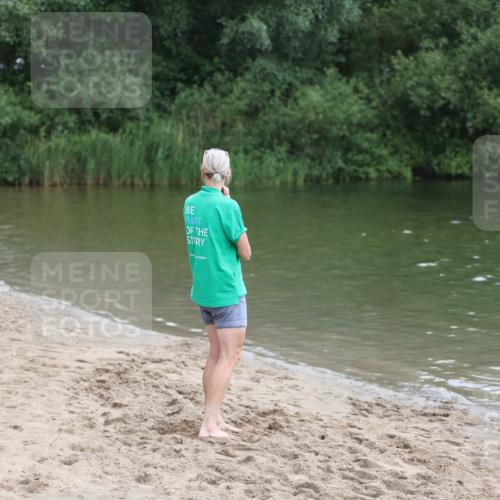 21.06.2026 - 29. Vierlanden-Triathlon Andreas Tolksdorf http://msf.ph/oto/9848798 21.06.2026 09:55:50 Schwimmen  meine-sportfotos.de