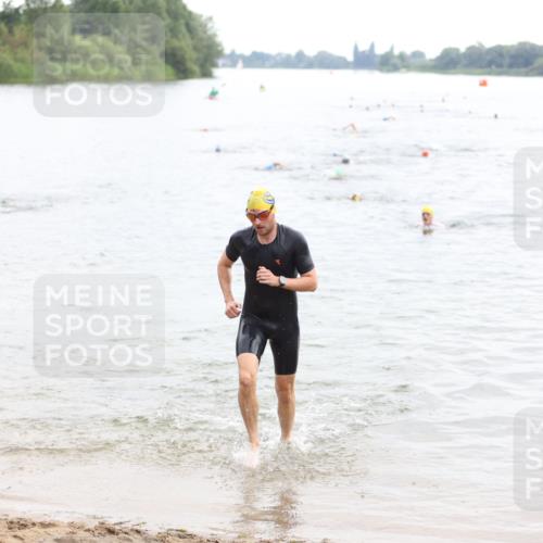 21.06.2026 - 29. Vierlanden-Triathlon Andreas Tolksdorf http://msf.ph/oto/9848883 21.06.2026 09:56:19 Schwimmen 308, 332, 354 meine-sportfotos.de