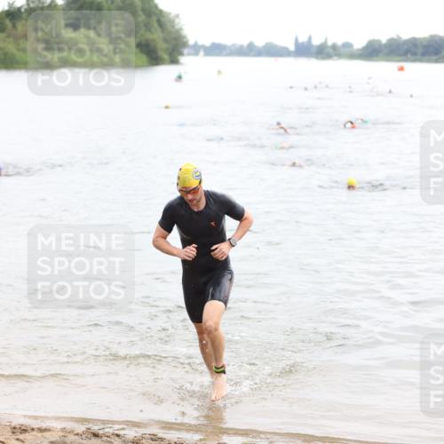 21.06.2026 - 29. Vierlanden-Triathlon Andreas Tolksdorf http://msf.ph/oto/9848891 21.06.2026 09:56:19 Schwimmen 308, 332, 354 meine-sportfotos.de