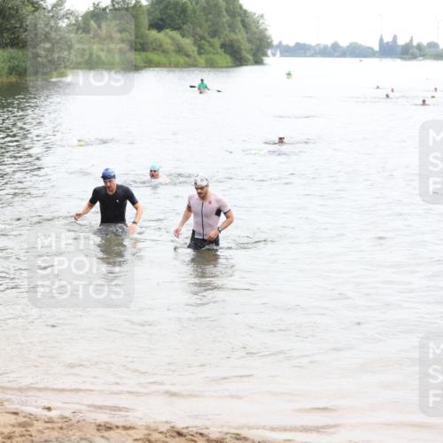 21.06.2026 - 29. Vierlanden-Triathlon Andreas Tolksdorf http://msf.ph/oto/9848960 21.06.2026 09:56:55 Schwimmen 307, 312, 352, 363 meine-sportfotos.de